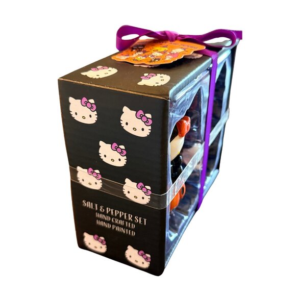 Hello Kitty Halloween‎ Pumpkin Stacking Salt & Pepper Shaker Set - Picture 5 of 8
